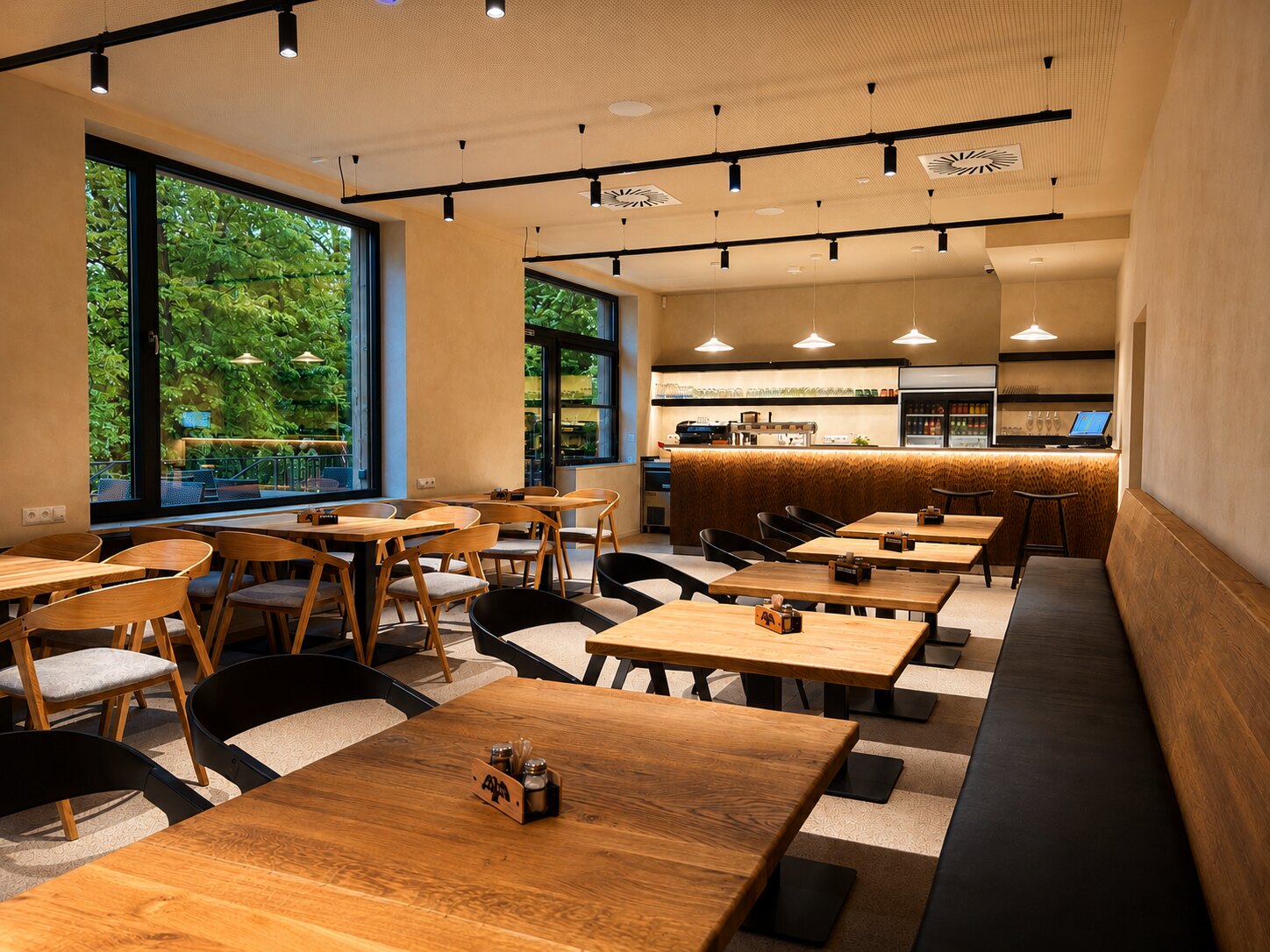 Interiér restaurace Javorka
